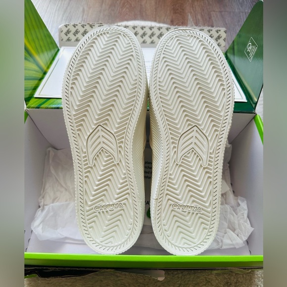 Cariuma Off-White Canvas Slip-Ons - Picture 3 of 8